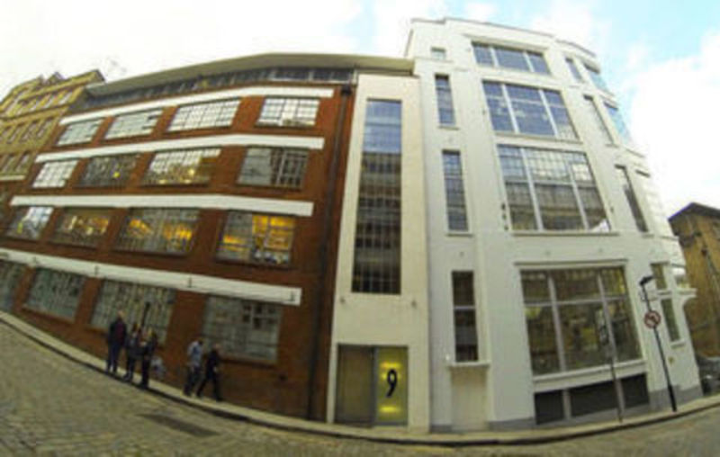 A porta do número 9 leva para a General Assembly